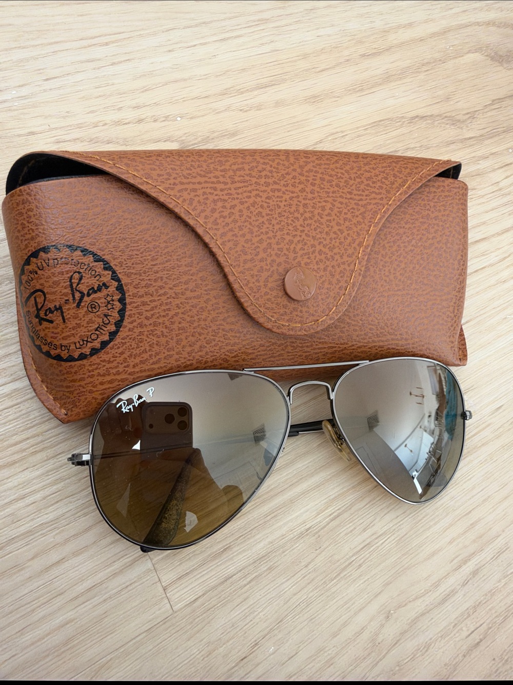 Ray Ban Aviator Sunglasses w/ Case